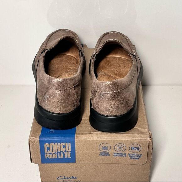 Clarks Ellowyn Lux Leather/Textile Slip-Ons - Picture 6 of 7